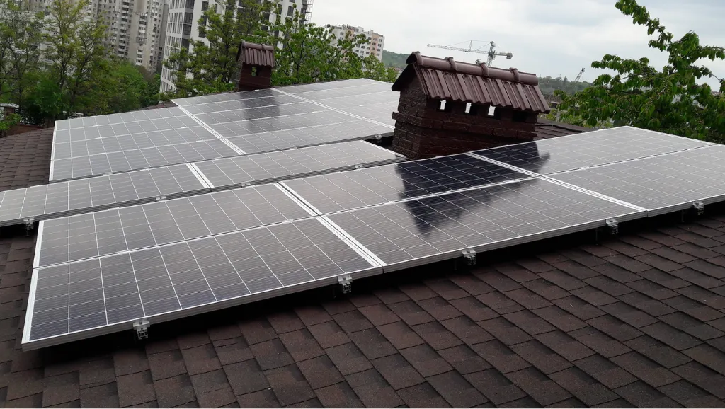 Soluții fotovoltaice pentru hale industriale.